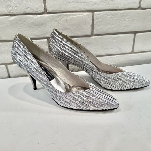 Stuart Weitzman "Fortuny” Pewter Lame High‎ Heel Pumps Shoes Womens 8.5 AA - Picture 4 of 16